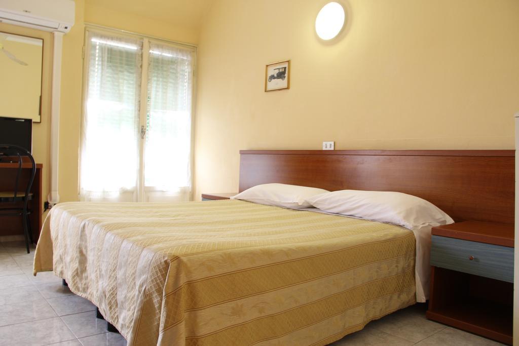 Hotel Rallye Milano Eksteriør bilde